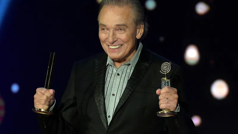 Karel Gott na slavnostním předávání cen ankety Český slavík