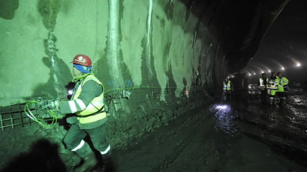 Stavba tunelu Blanka