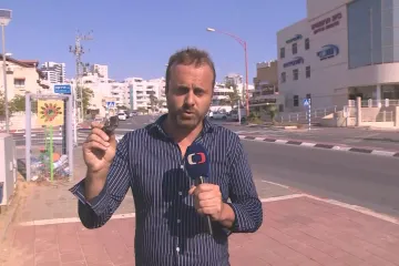 PODÍVEJTE SE: Palestinský raketový útok v přímém přenosu ČT24