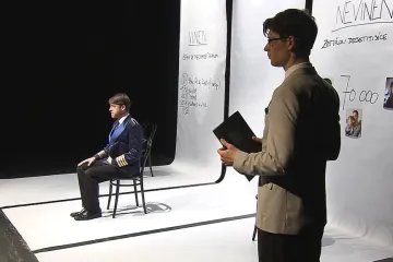 Pilota, který sestřelil teroristy, soudí už i divadlo v Ostravě