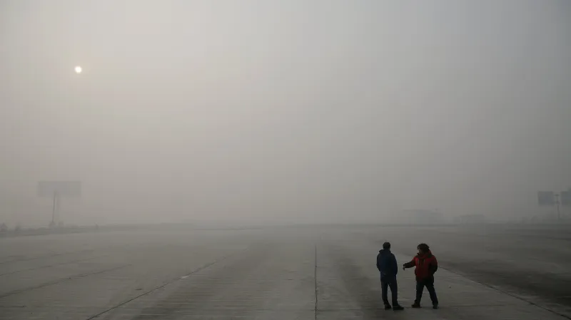 Zpravodajka ČT Šámalová: Hygienici doporučují Číňanům nosit masky