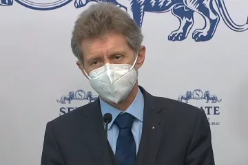 Vystrčil s Vondráčkem jednali o novém volebním zákonu. Shodli se na zachování 14 krajů