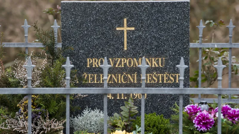 Pomník katastrofy u Stéblové