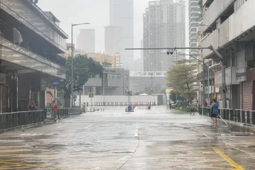 Čína kvůli supertajfunu evakuovala přes dva miliony lidí