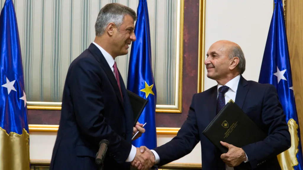 Hashim Thaçi a Isa Mustafa