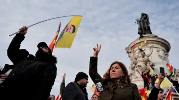 Protestní pochod Kurdů Paříží