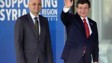 Turecký premiér Ahmet Davutoglu
