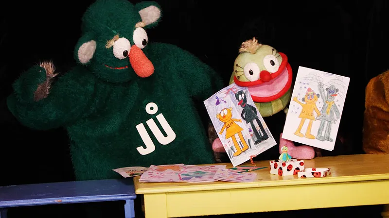 Jů a Muf ve Studiu Kamarád