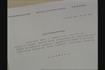 30 let zpět: Prodlevy s vydáváním lustračních osvědčení