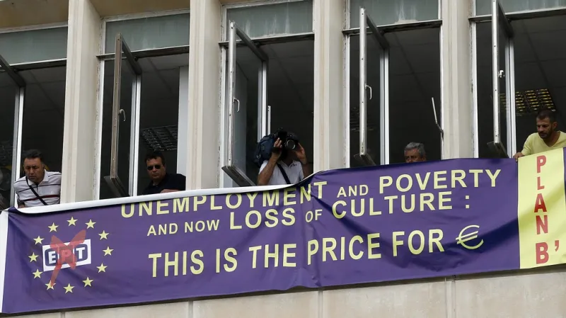 Protesty proti ukončení vysílání řecké ERT