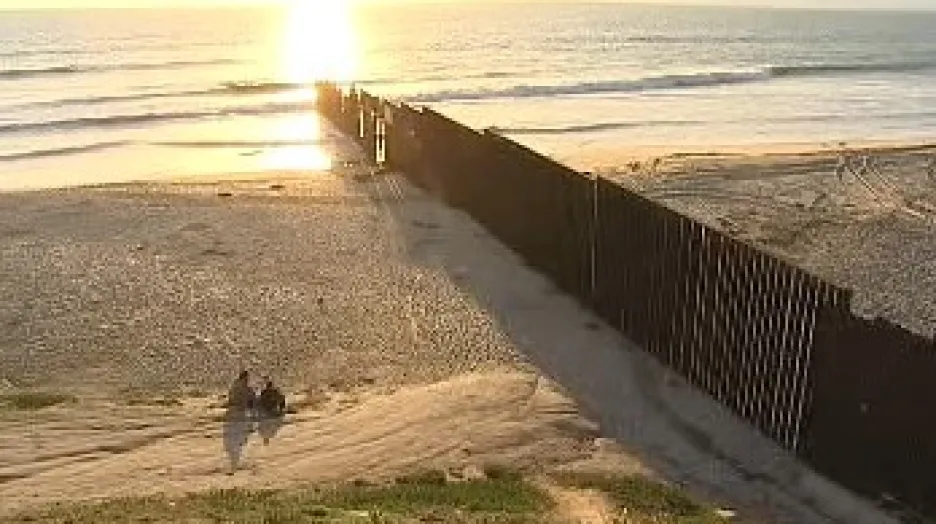 Zeď na mexicko-americké hranici