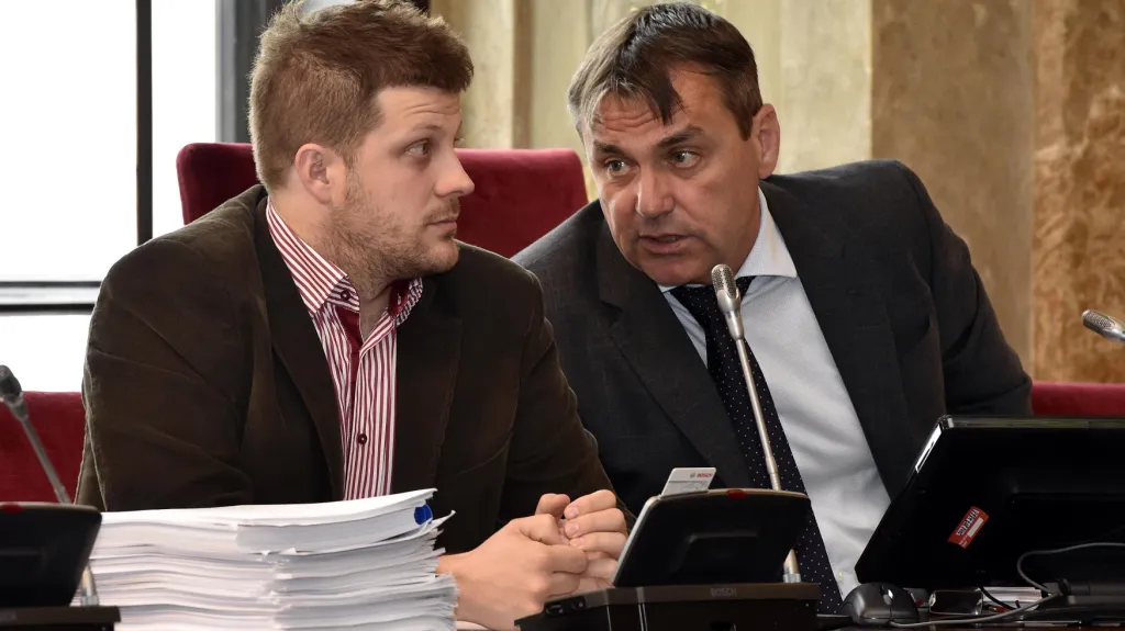 Primátor Petr Vokřál (ANO) s náměstkem pro dopravu Matějem Hollanem (Žít Brno)