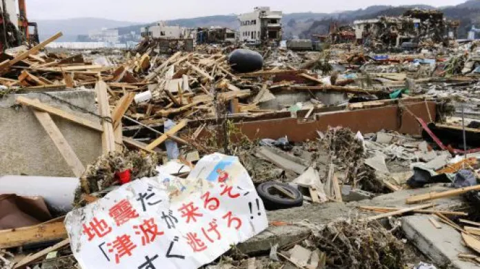 Na elektrárně Fukušima opět pokračují práce