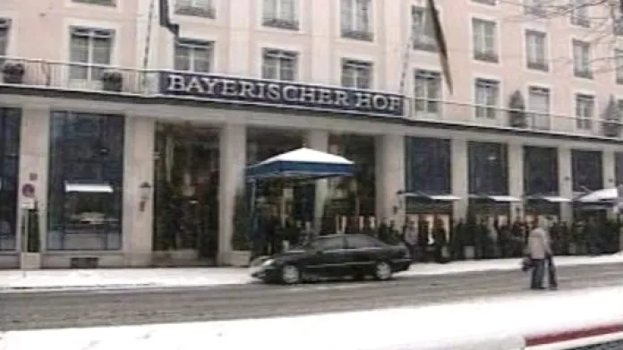 Hotel Bayerischer Hof, místo konání mnichovské bezpečnostní konference