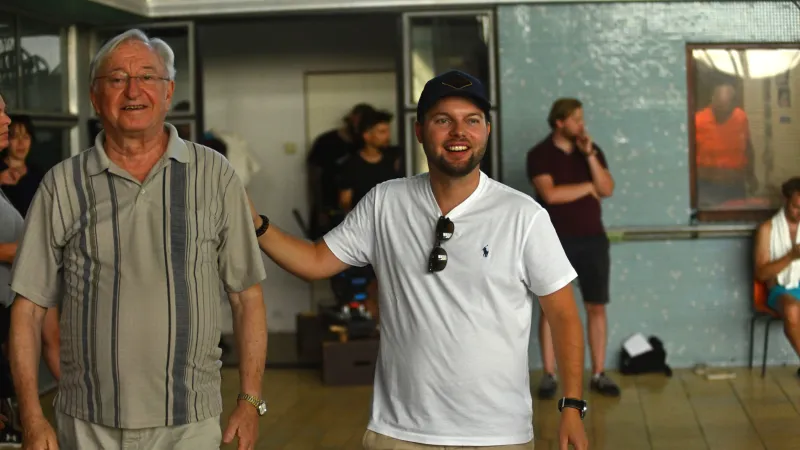 Jiří Lábus a Dan Pánek při natáčení filmu Neporazitelní