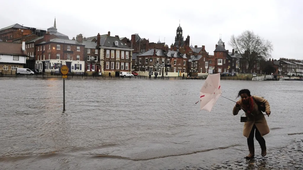 Rozvodněné koryto řeky v anglickém Yorku