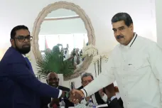 Venezuela, Guyana a miliardy barelů ropy. Lídři klidní napětí kolem hraničního sporu, ustupovat ale nechtějí