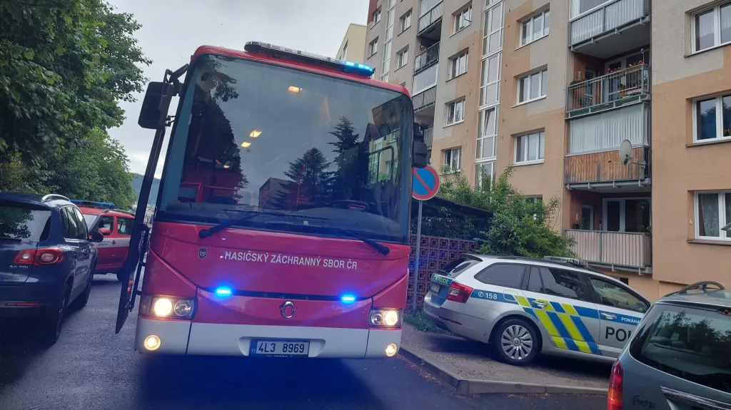 Zásah hasičů u úniku neznámé látky v Jablonci nad Nisou