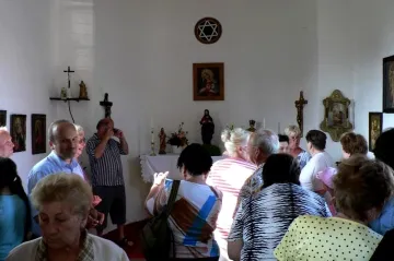 Kaple ve Vojnicích nově se zvoněním zvonu