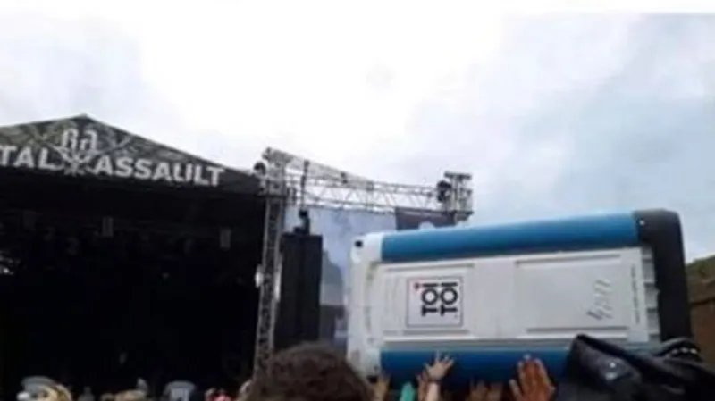 Koncert Gutalax se stal jedním z námětů populárních meme na Facebooku