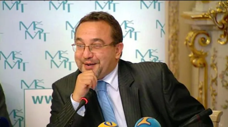 Brífink Josefa Dobeše o vysokoškolském zákoně