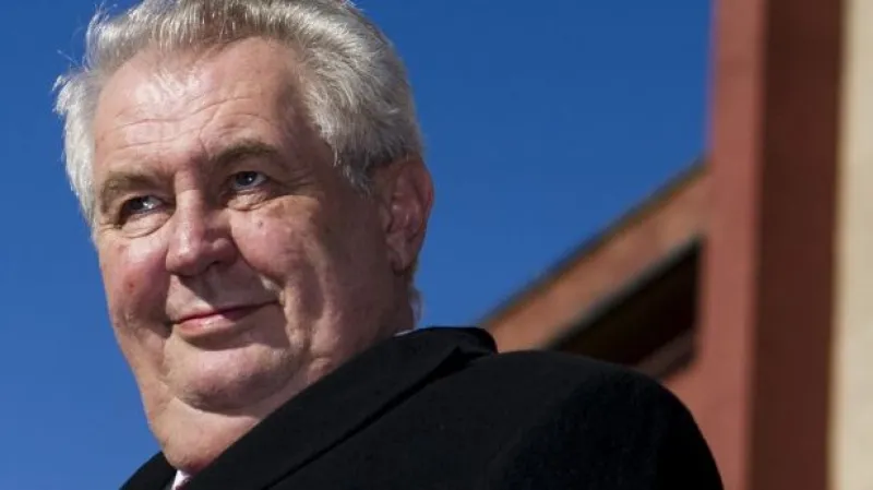 Události: Zeman kritizuje novelu energetického zákona