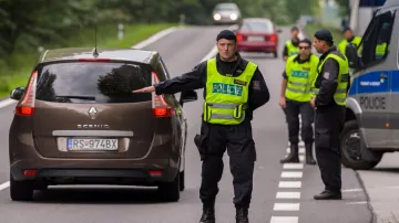 Policie kontroluje příjezdy do Českých Budějovic