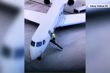 Při mezinárodní akci proti balkánským pašerákům drog zadrženi i dva čeští piloti