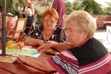 Lounský Spolek paní, dam a dívek předváděl ruční práce