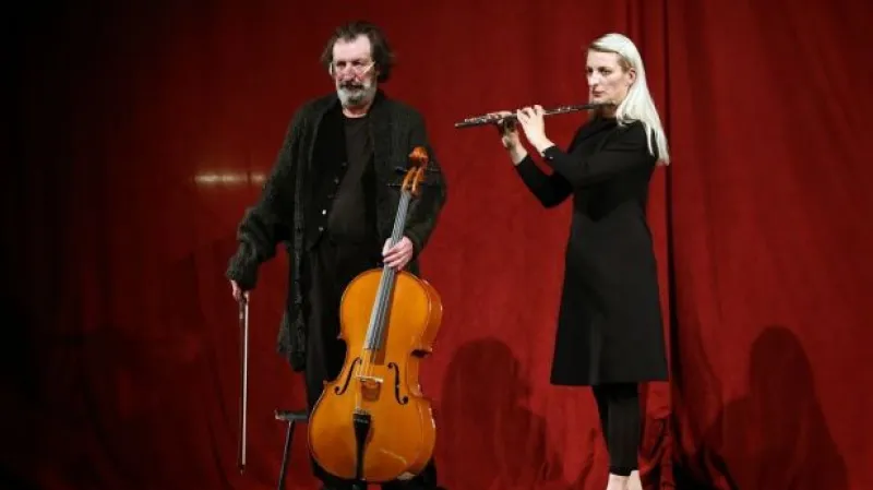 No comment: Autorské představení DNA v Divadle Bolka Polívky