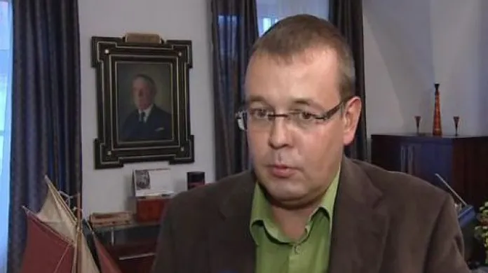 Starosta Znojma Petr Nezveda (ODS) vysvětluje důvod svolání schůze
