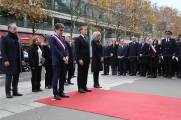 Francie si připomíná deset let od teroristických útoků