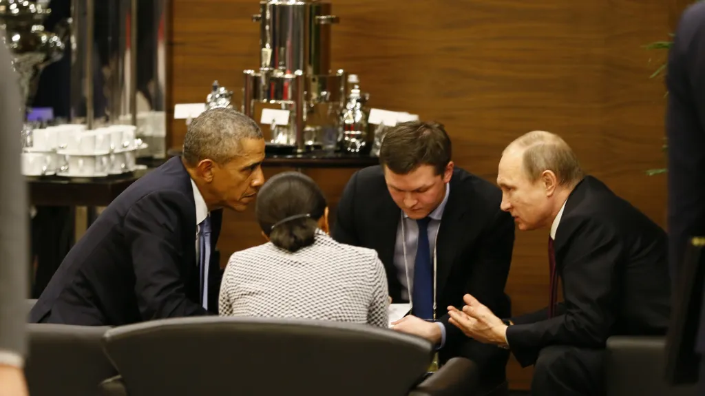 Barack Obama a Vladimir Putin spolu hovořili na summitu G20