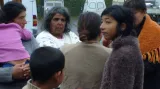 Romské ženy s dětmi v táboře