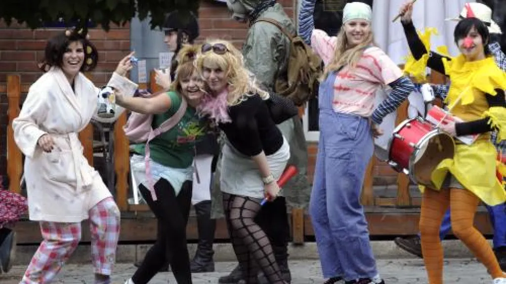 Studentům začíná svatý týden