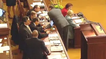 Vláda ve sněmovně