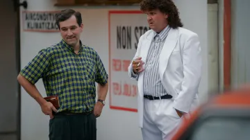 Seriál Devadesátky