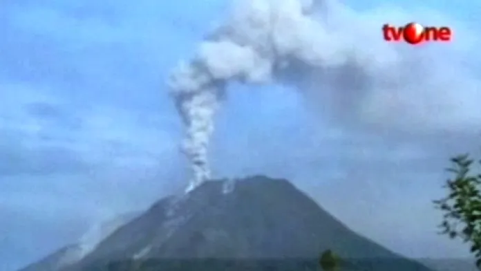 Indonéská sopka Sinabung