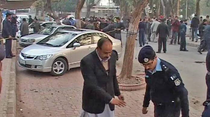 Policie vyšetřuje vraždu Salmána Tasíra