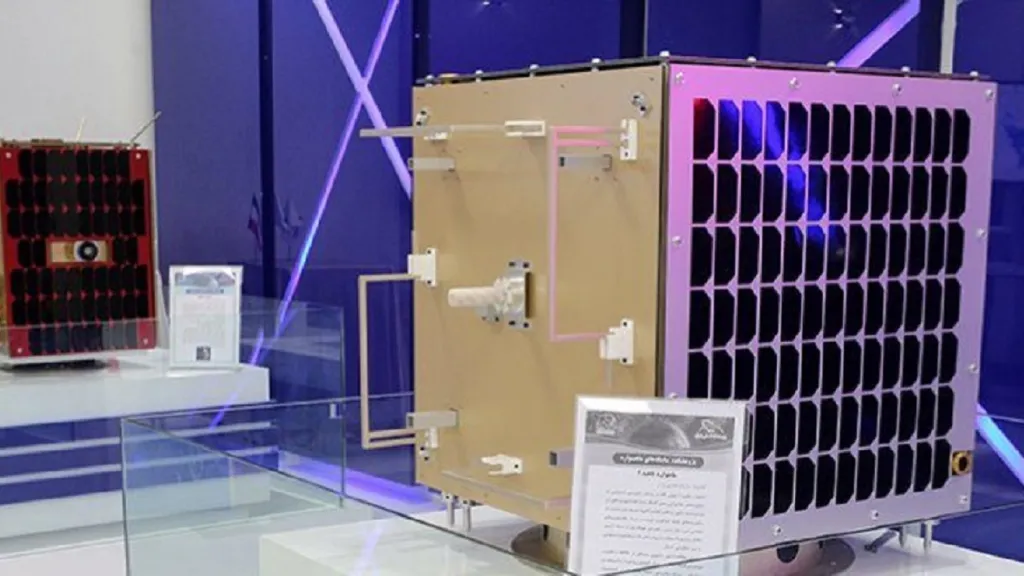 Íránský satelit