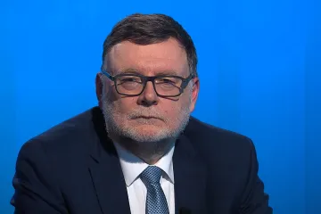 Státní dluh vzrostl na rekordní 3,221 bilionu korun