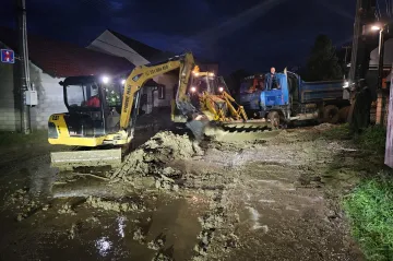 Silné deště na východě Česka vytopily desítky budov