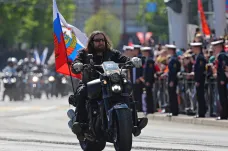 Putinovi Noční vlci míří na spanilou jízdu do Berlína, písmenem Z podporují ruskou válku