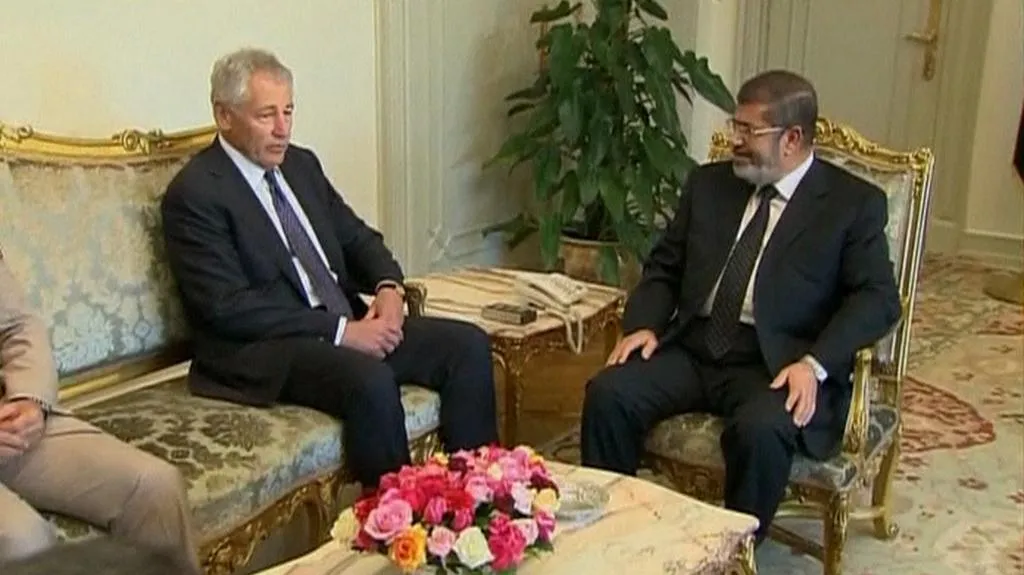 Chuck Hagel a Muhammad Mursí