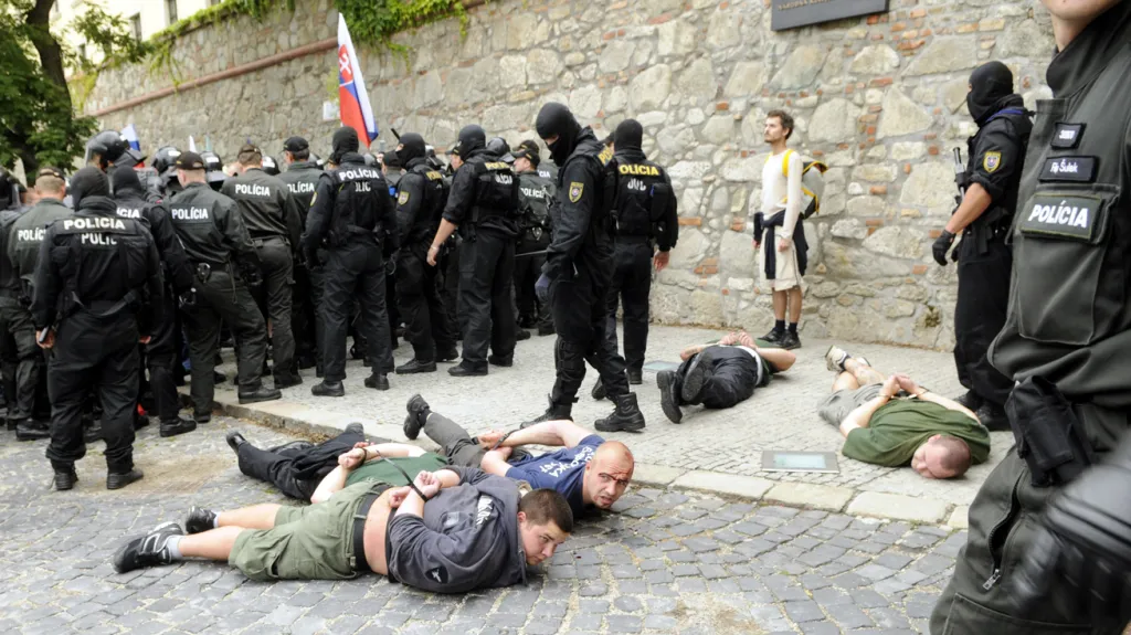 Policejní zásah proti slovenským extremistům