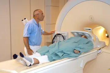 Roztroušenou sklerózu provází ve společnosti otazníky. Skoro pětina Čechů nemá o nemoci žádné povědomí