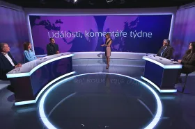 Hosté Událostí, komentářů týdne debatovali o novém papeži