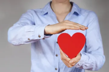 Nejštědřejší lidé světa žijí v Barmě. Češi si v žebříčku polepšili o devět míst