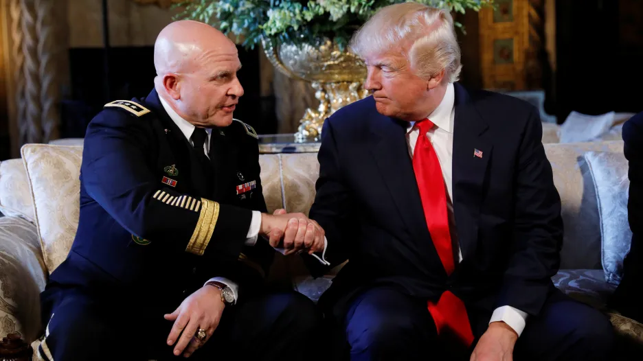 Herbert Raymond McMaster s Donaldem Trumpem