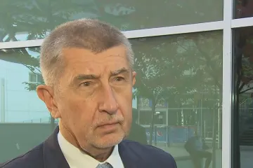 Babiš navrhuje odložit udělování vyznamenání k 28. říjnu, sám je předávat nechce